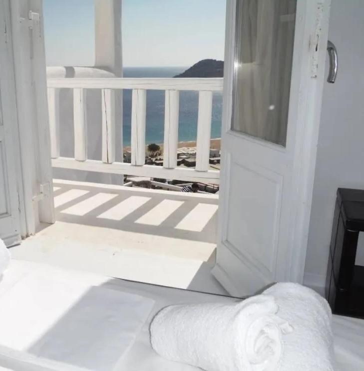 Viktoria In Elia Beach, Mykonos Villa